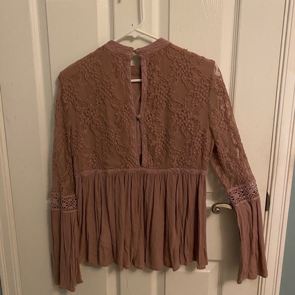 Pink lacy high neck top. - Picture 4 of 5